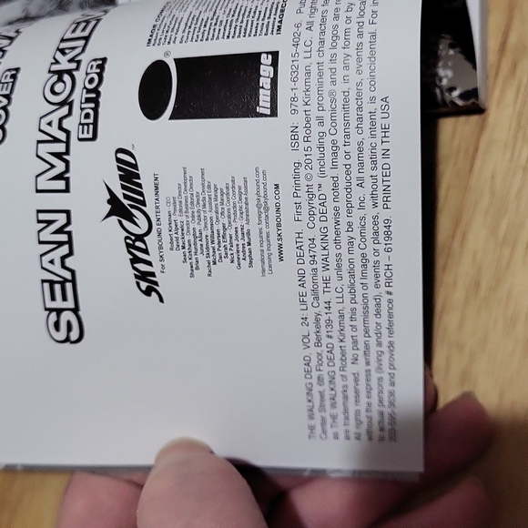 The Walking Dead Volume 24 - Picture 3 of 3